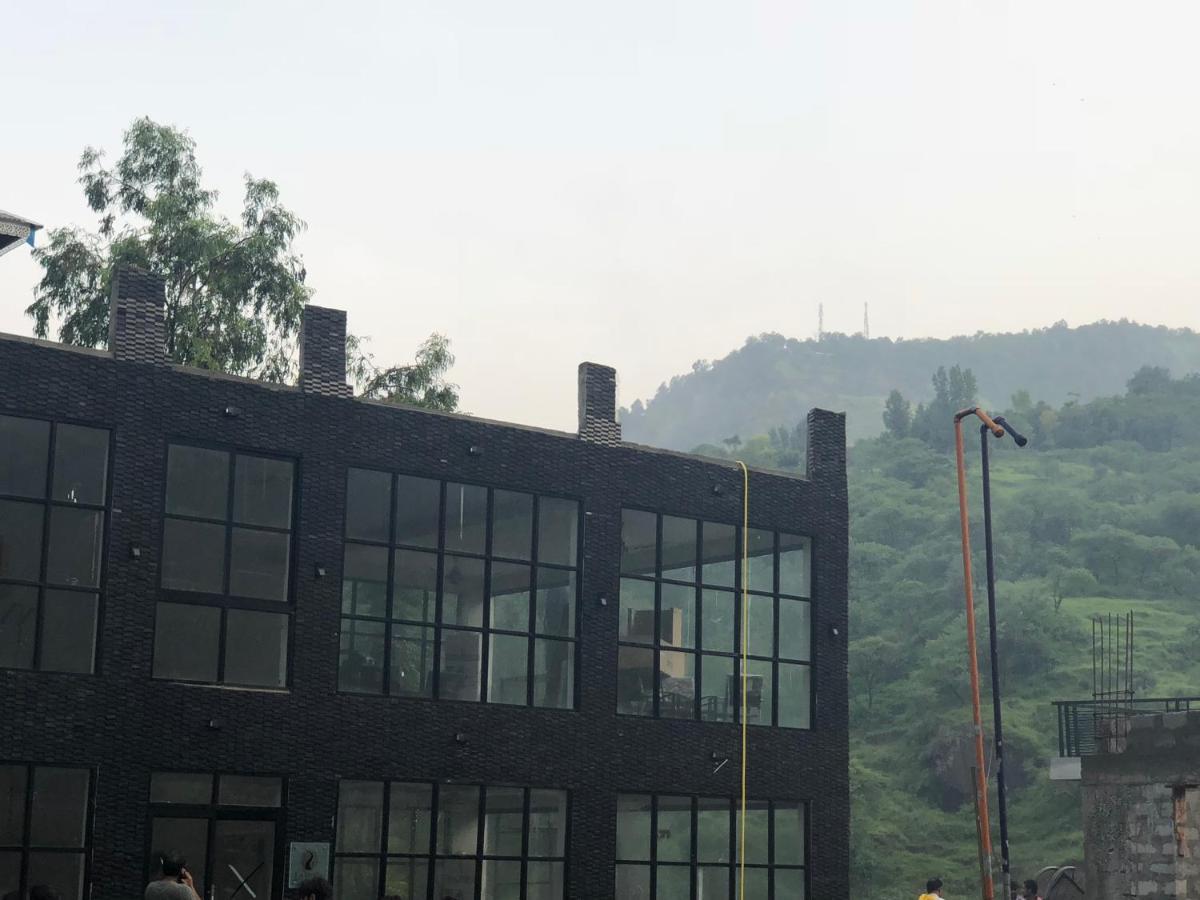 Hotel La Orilla Muzaffarabad Kültér fotó