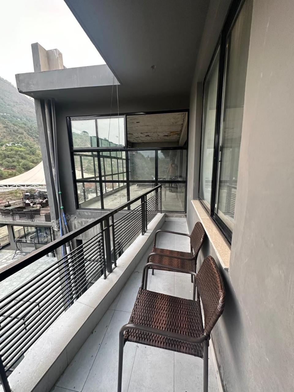 Hotel La Orilla Muzaffarabad Kültér fotó